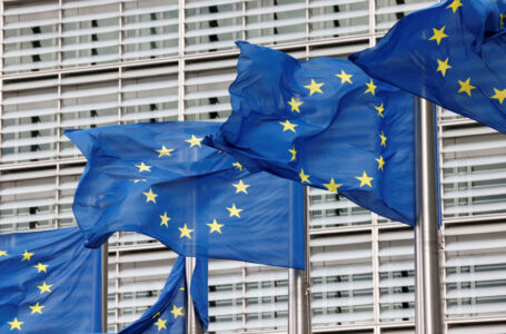 الاتحاد الأوروبي يُدرج روسيا على قائمته السوداء للملاذات الضريبية……..    ￼