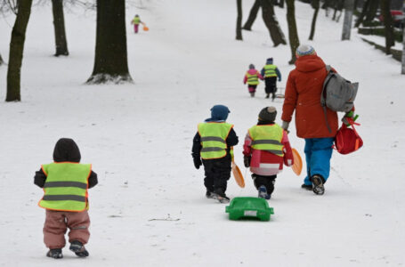 احتجاز روسيا آلاف الأطفال …. كارثة اجتماعية واقتصادية في آن واحد………