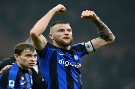 مدرب إنتر ميلان: كوريا وسكرينيار لم يتعافيا من الإصابة بعد……..       ￼