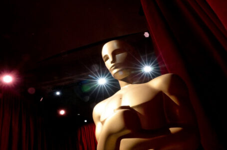 الفيلم الكوميدي غير التقليدي “إفريثينغ إفريوير آل أت وانس” يتطلع لحَصد جوائز الأوسكار……..       ￼