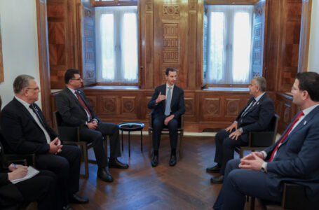 الرئيس السوري يستقبل وزراء زراعة الأردن والعراق ولبنان…….      ￼