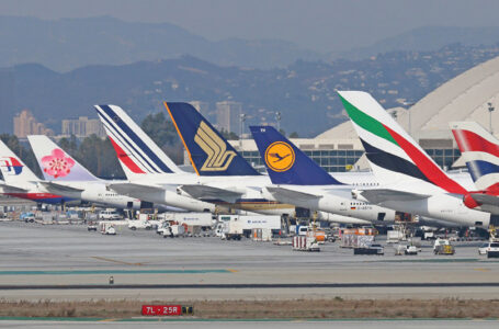 شركات طيران عالمية تتكبد خسائر بسبب العدوان الإسرائيلي على غزة