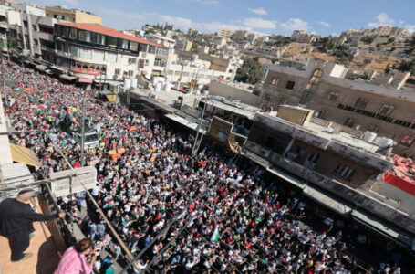 أردنيون يشاركون بوقفات تضامنية مع غزة بمحافظات عدة￼