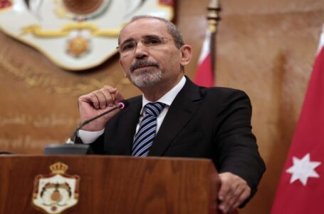 وزير الخارجية يغادر إلى الرياض للمشاركة في اجتماع وزاري تحضيري للقمة العربية￼