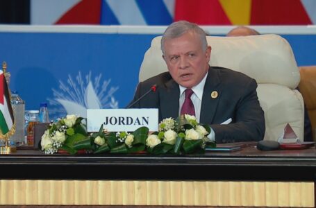 الملك يغادر إلى الرياض للمشاركة بأعمال القمة العربية الإسلامية بشأن غزة￼