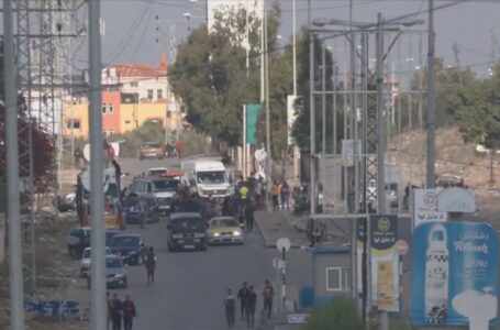 نزوح من مستشفى الشفاء تحت فوهات البنادق ومدافع الدبابات￼