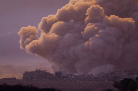 عشرات الشهداء في سلسلة غارات على غزة في “الليلة الأعنف” منذ بدء العدوان￼