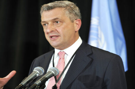 مفوض شؤون اللاجئين: نتوقع المزيد من النزوح في المنطقة بسبب الحرب على غزة￼