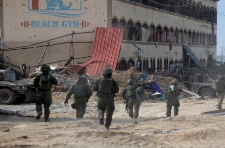 أبو عبيدة: استهداف 100 آلية عسكرية إسرائيلية في 5 أيام في قطاع غزة￼