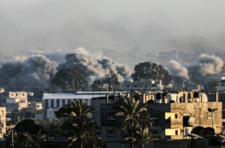 ناشطون يدعون لكتابة “وقف إطلاق النار” في غزة على بطاقات اقتراع الانتخابات الأميركية￼