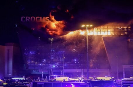 روسيا: الولايات المتحدة لم ترسل أي معلومات قبل الهجوم على قاعة قرب موسكو 