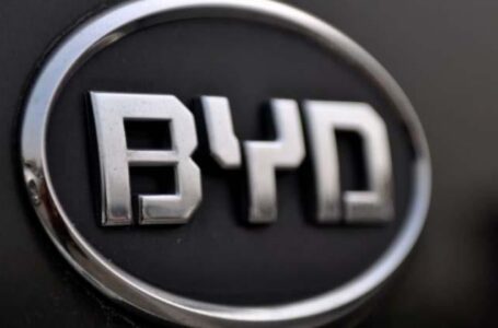 بي واي دي الصينية تستعيد عرش مبيعات السيارات الكهربائية في العالم
