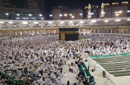 وزارة الأوقاف تحذّر من روابط وهميّة تدّعي منح رحلات لأداء الحج