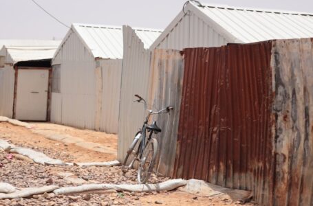 “مفوضية اللاجئين” تحذر من الاقتراب من أزمة إنسانية للاجئين في الأردن