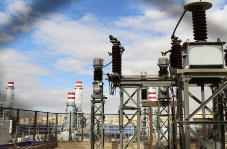 “الطاقة والمعادن”: موجة الحر ترفع الحمل الأقصى للنظام الكهربائي 18%