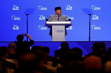 الرئيس المنتخب وزير الدفاع الإندونيسي يصل إلى عمّان