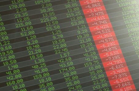 صعود أسواق الخليج بفضل بيانات اقتصادية إيجابية وتوقعات بخفض الفائدة الأميركية