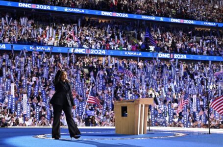 هاريس تتعهد رسم “مسار جديد إلى الأمام” بعد قبولها ترشيح الحزب الديمقراطي