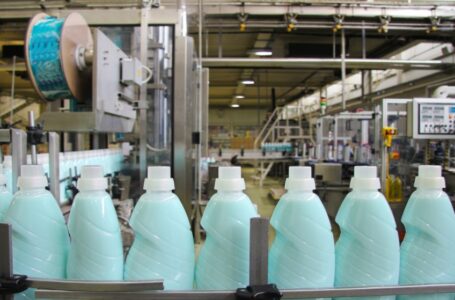 4.552 مليار دينار صادرات عمّان الصناعية خلال 8 أشهر