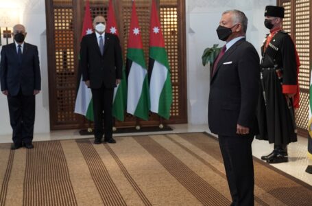 الملك يوجه رسالة للخصاونة