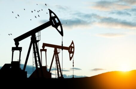 النفط يرتفع وسط مخاوف من اتساع الصراع في الشرق الأوسط