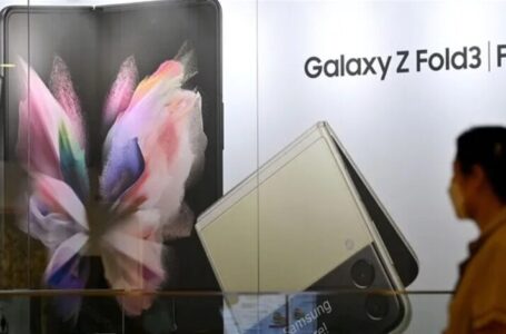 سامسونج تكافح لمنافسة الشركات الصينية في الهواتف القابلة للطي