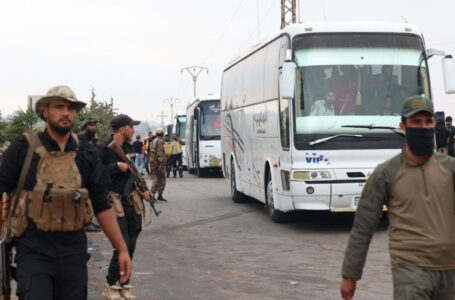 سوريا: خروج عائلات محتجزة من داخل السويداء