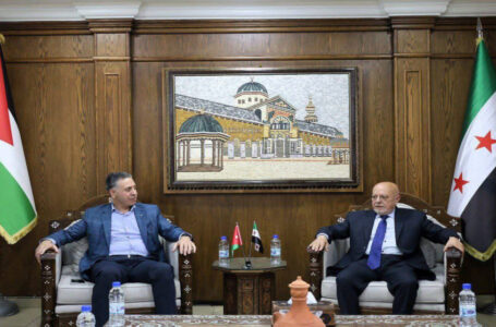 الأردن وسوريا يؤكدان أهمية تسريع تنفيذ مخرجات اللجنة الاقتصادية والتجارية