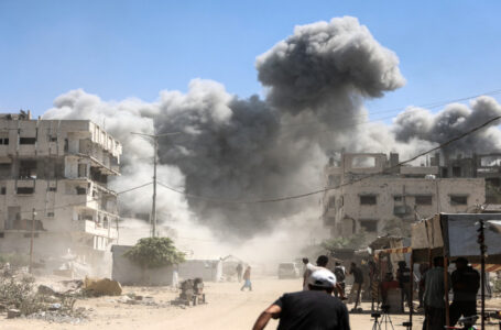 أكسيوس: الجيش الإسرائيلي بدأ  أمس هجوما بريا موسعا لاحتلال مدينة غزة