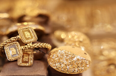 80.7 دينار سعر الذهب عيار 21 في السوق المحلية