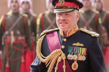 الأردنيون يحتفلون بعيد ميلاد الملك الرابع والستين 