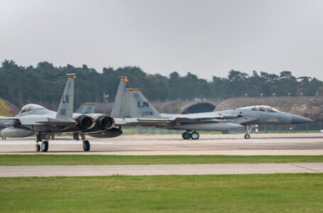 ستارمر: بوسع واشنطن استخدام قواعد بريطانية في شن هجمات دفاعية ضد إيران