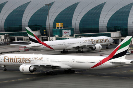 طيران الإمارات تعلّق رحلاتها من وإلى دبي حتى إشعار آخر