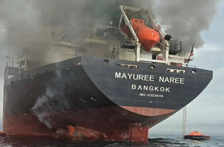 رويترز: السماح لناقلات النفط التي ترفع العلم الهندي بالمرور في مضيق هرمز.. وإيران تنفي