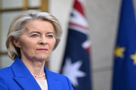 رئيسة المفوضية الأوروبية تدعو إلى الوقف الفوري للحرب في الشرق الأوسط