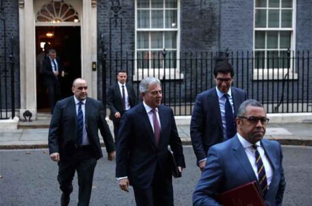 UK unions seek final nail in coffin of PM Truss 