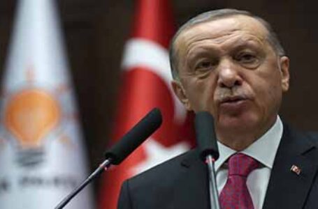 أردوغان يقول إنه لا يرى أي عقبات أمام تمديد اتفاق تصدير الحبوب الأوكرانية …