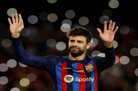 بيكيه يودع برشلونة بالدموع خلال فوز عاطفي أمام ألميريا… ￼