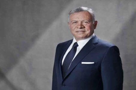 الملك يعود إلى أرض الوطن بعد زيارة إلى دولة قطر …
