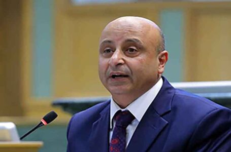 حداد ينتقد موقف الحكومة من اضراب الشاحنات: المرحلة تحتاج رجال دولة، وهذا وطن وليس شركة …