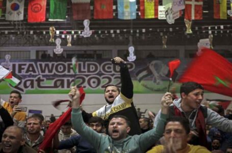 السعادة تغمر الشعوب العربية مع بلوغ المغرب دور الثمانية في كأس العالم بقطر…