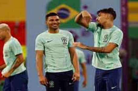 لقاء كروي يجمع المنتخب البرازيلي مع نظيره الكرواتي اليوم…