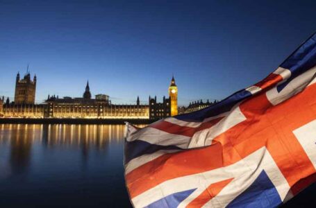 ارتفاع معدل البطالة في بريطانيا إلى 3.7 %… ￼