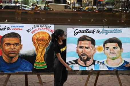سكالوني يريد أن “يرفع ميسي الكأس” وفرنسا نحو “لقب آخر”…
