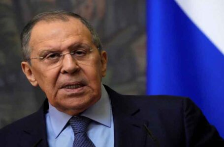 وزير الخارجية الروسي: على أوكرانيا أن تنفذ مقترحات روسيا وإلا سيكون القرار لجيشنا…