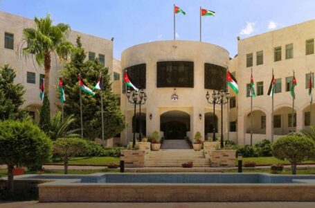 تعيينات الملحقين الدبلوماسيين تثير غضب الاردنيين وشكاوى غياب العدالة.. ومصدر رسمي يرد…