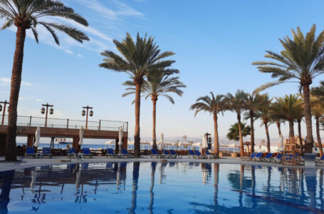 وصول باخرة سياحية على متنها 2450 سائحا إلى العقبة…