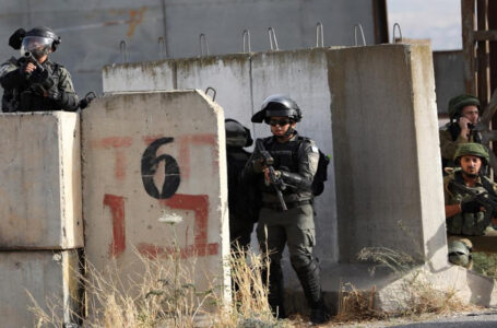 استشهاد فلسطيني برصاص الاحتلال الإسرائيلي في مخيم قلنديا…