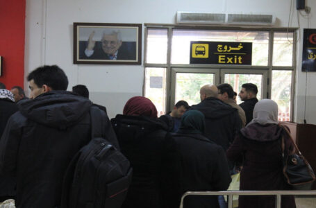 إدارة المعابر الفلسطينية: 117 ألف مسافر تنقلوا عبر معبر الكرامة منذ مطلع العام…    