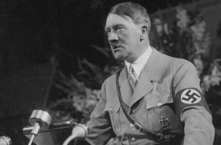لماذا حاول هتلر قتل مكتشف فيتامين سي؟…